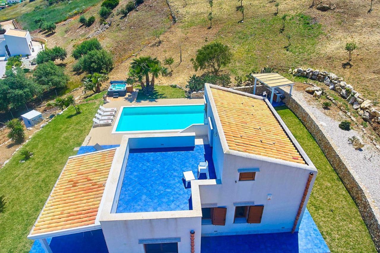 סקופלו Villa Ananda מראה חיצוני תמונה