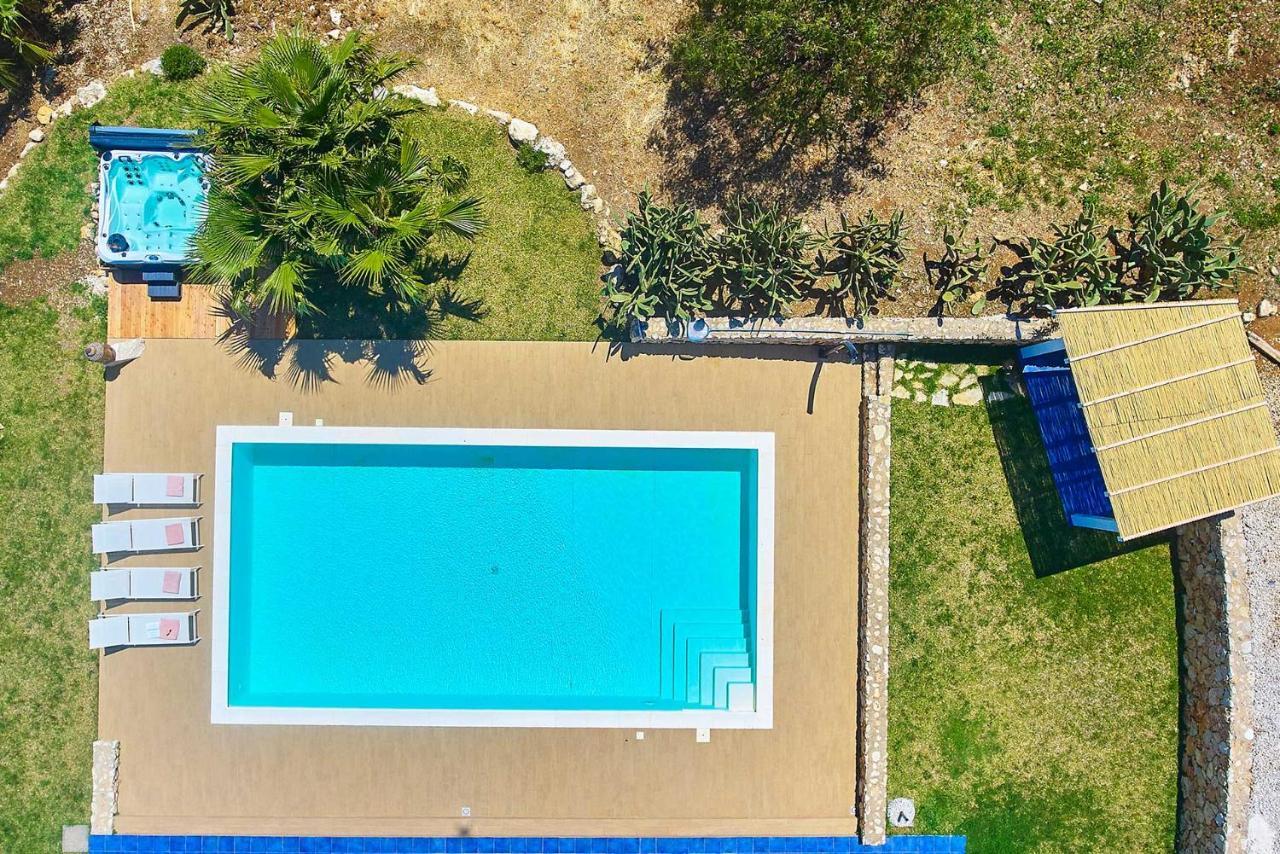 סקופלו Villa Ananda מראה חיצוני תמונה