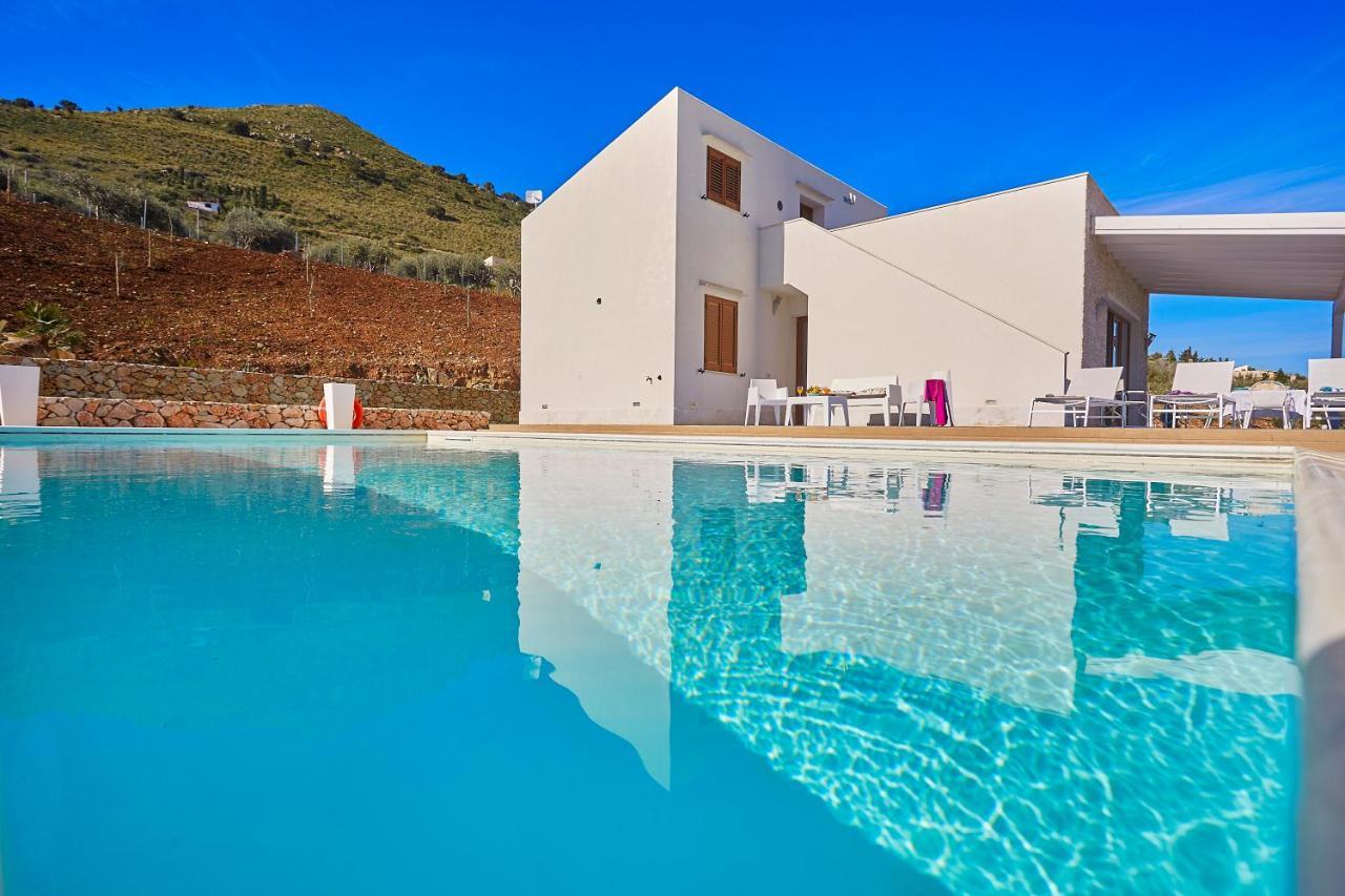 סקופלו Villa Ananda מראה חיצוני תמונה
